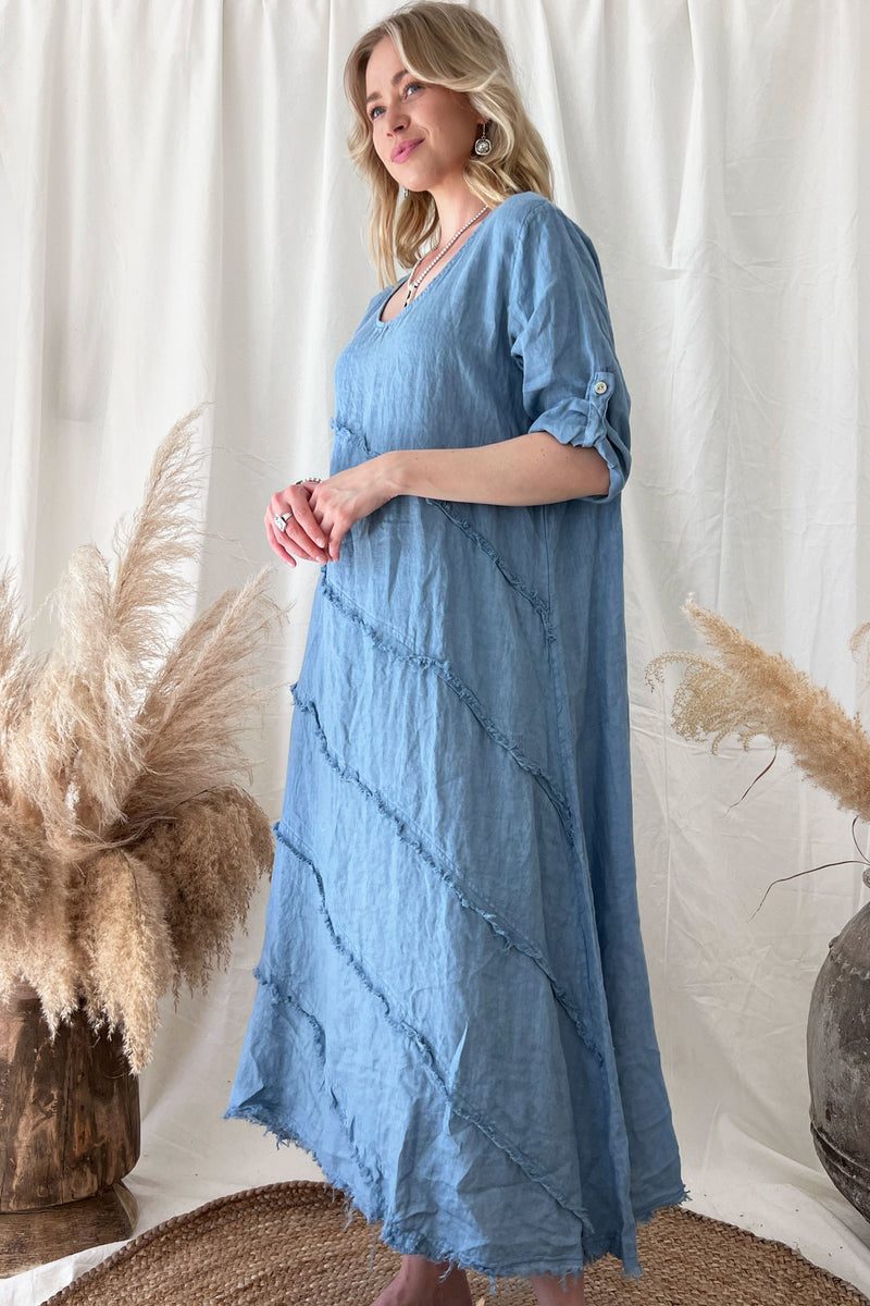 Edda linen dress. blue