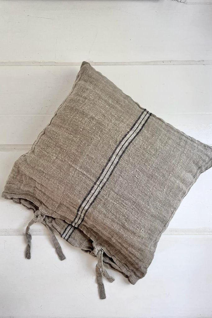 Kuruva linen cushion cover, natural/marine