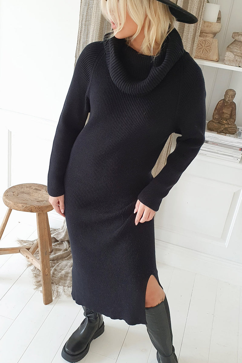 Maia polo knit dress, black